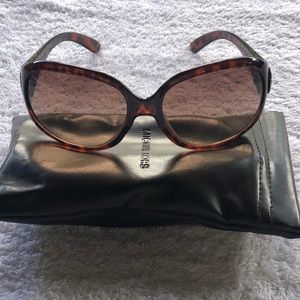 Michael by Michael Kira Tortoise shell sunglasses